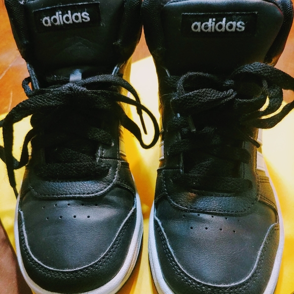 Adidas Hoops 2.0 - Picture 5 of 5